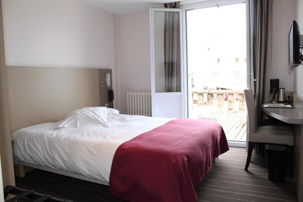 Logis Hotel Du Parc Perros-Guirec Bagian luar foto