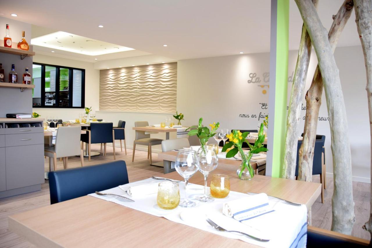 Logis Hotel Du Parc Perros-Guirec Bagian luar foto