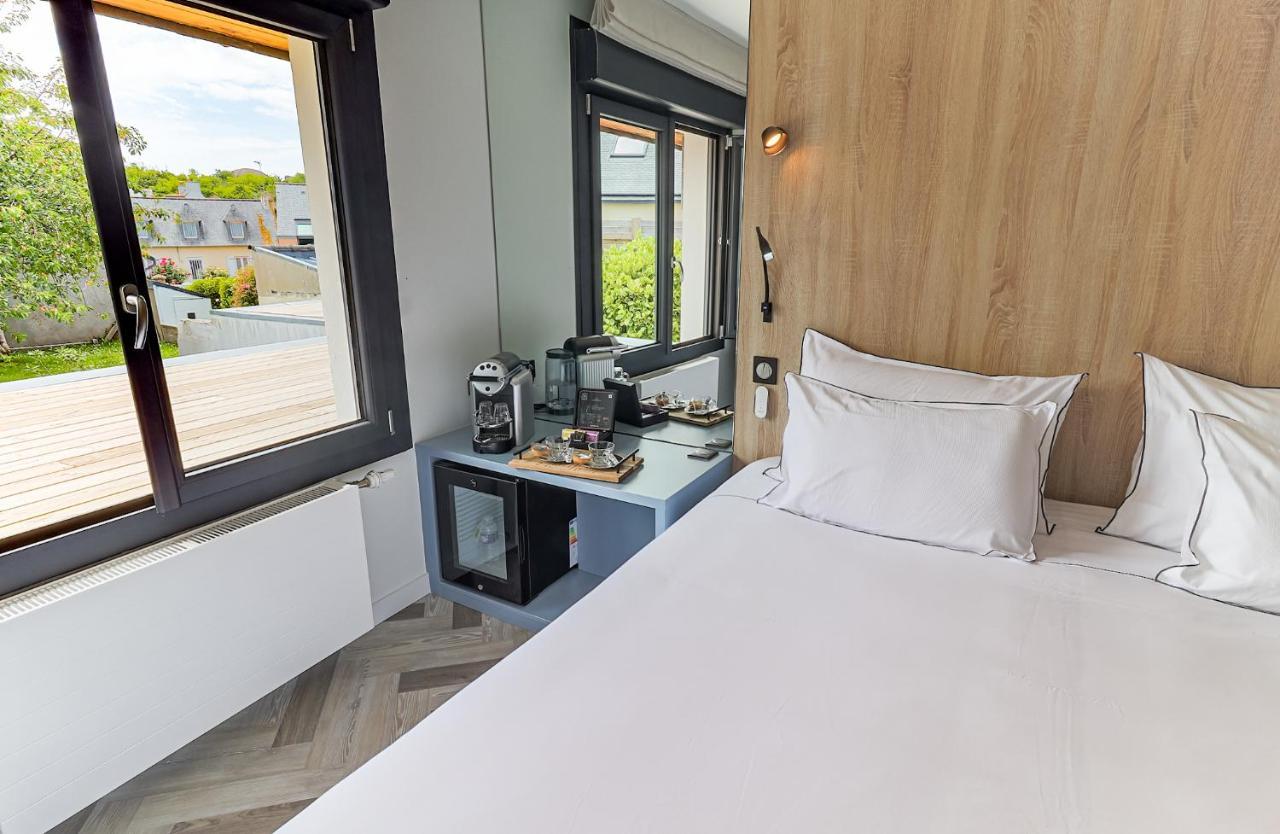 Logis Hotel Du Parc Perros-Guirec Bagian luar foto