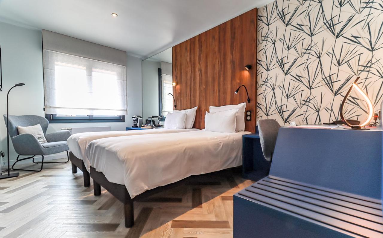 Logis Hotel Du Parc Perros-Guirec Bagian luar foto